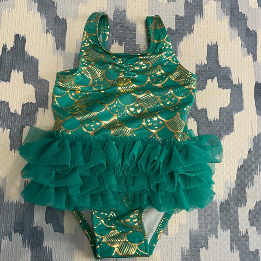 ✨ADORABLE✨ 12 month mermaid swimsuit